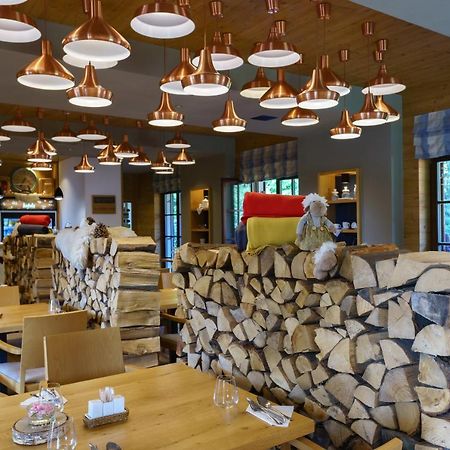 Hotel A Restaurace U Vychopnu Vsetín Extérieur photo